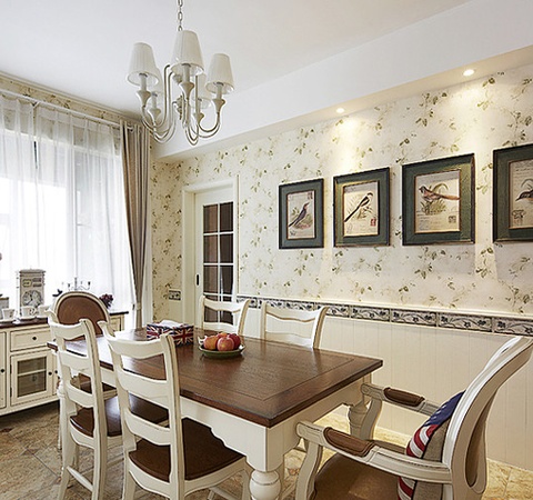 破财生灾的餐桌风水布局